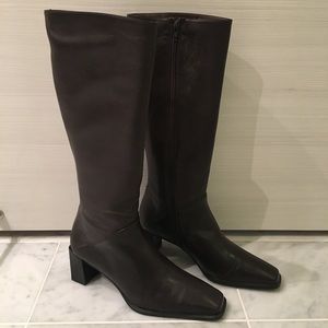 Stuart Weitzman Boots